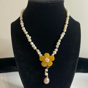 Freshwater pearl necklace